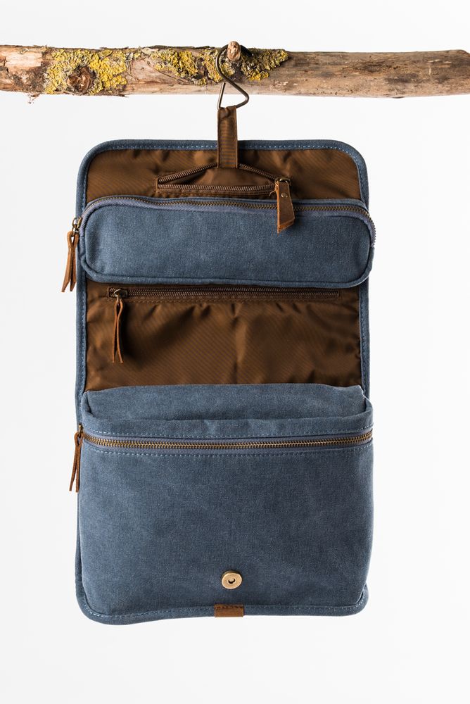 Travel accessories - TRAPPER Hanging Toiletry Bag - ALASKAN MAKER