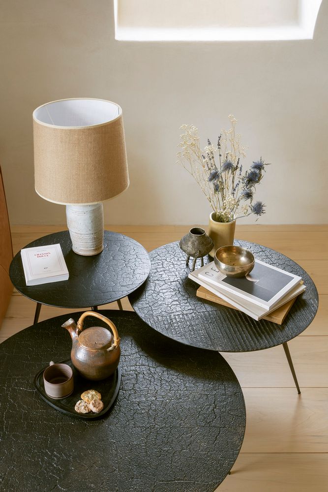 Coffee tables - Luna coffee table - lava - ETHNICRAFT