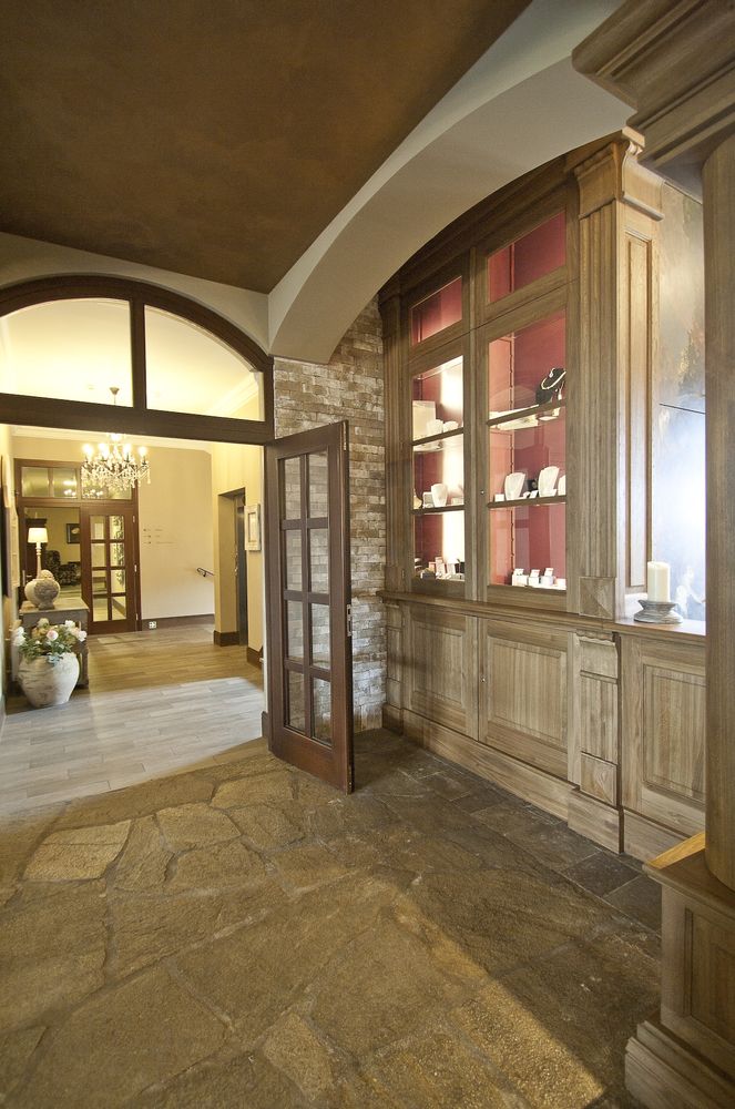 Bookshelves - Libraries - made to mesure - QC FLOORS