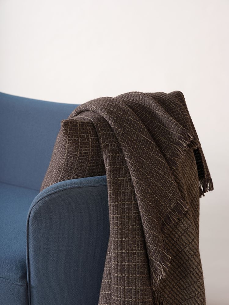 Objets de décoration - Jeter couverture TILE par John Pawson pour Teixidors - TEIXIDORS