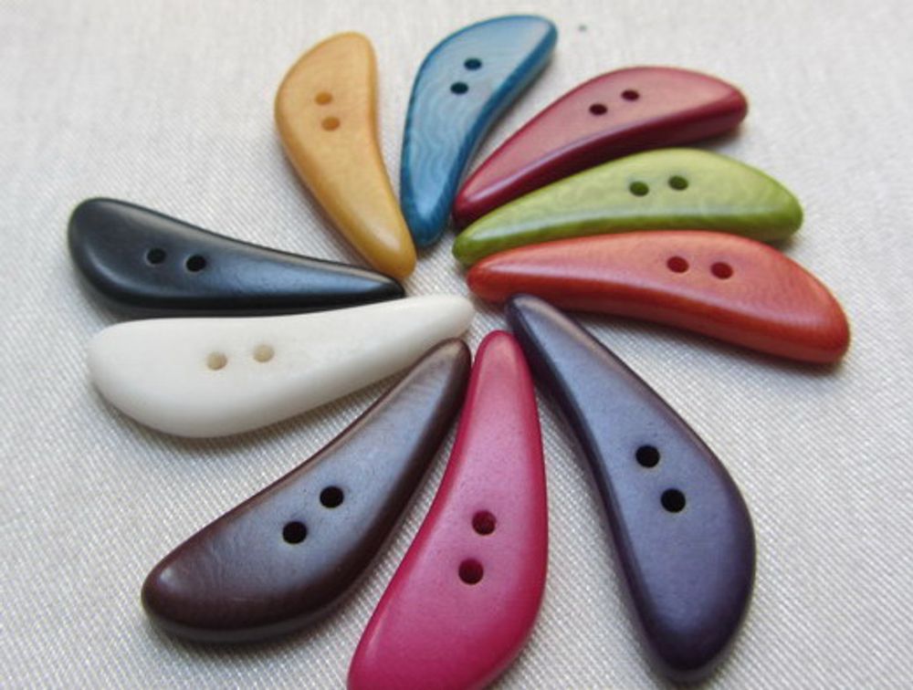 Homewear - Corozo Buttons Vegetal Ivory or Taguanut - TIERRATAGUA & CREATIERRA