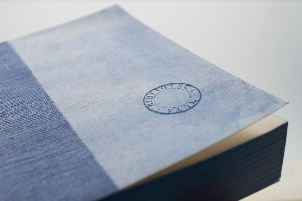 Gifts - BIBLIOTECA MUTA  - SLOW