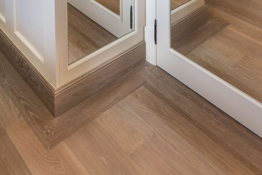 Revêtements muraux - Plinthes sur mesure - QC FLOORS