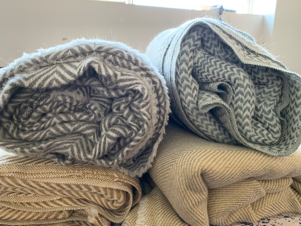Foulards et écharpes - PLAID "DOUCEUR" EN CACHEMIRE ET LAINE - PECHAAN