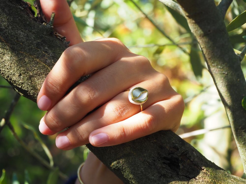 Jewelry - Olea ring white porcelain and gold - JOUR DE MISTRAL