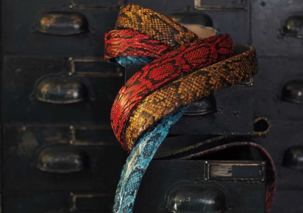 Leather goods - YOUTATTO GRAPHICS BELT - CINGOMMA