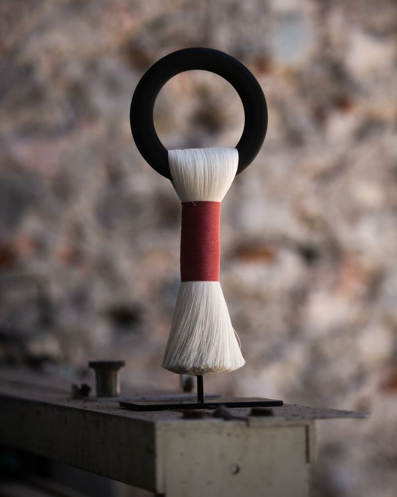 Design objects - Danzante Colorin - WOLOCH COMPANY