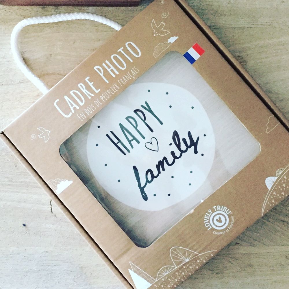 Guirlandes et boules de Noël - HAPPY FAMILY - LOVELY TRIBU DECORATION
