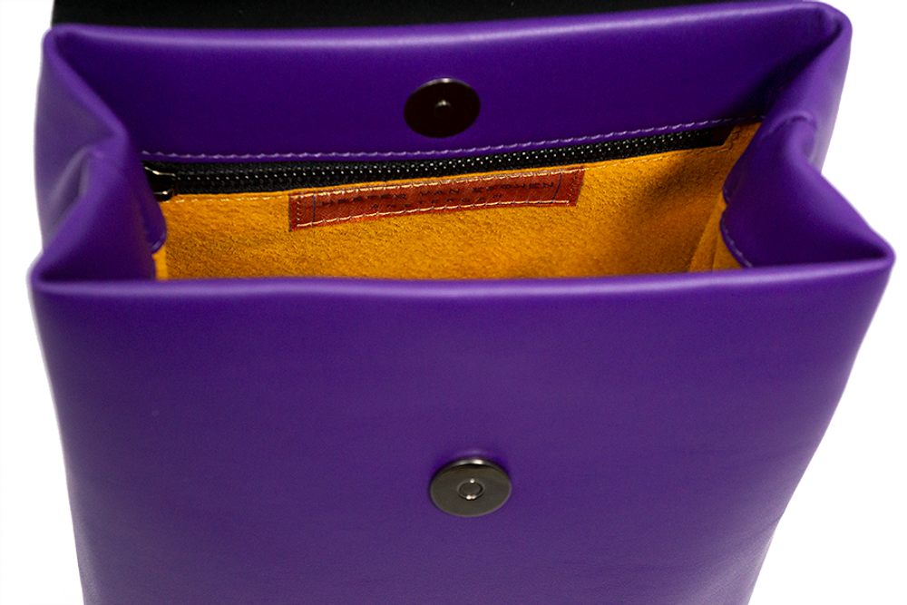 Bags and totes - Postbox - HESTER VAN EEGHEN