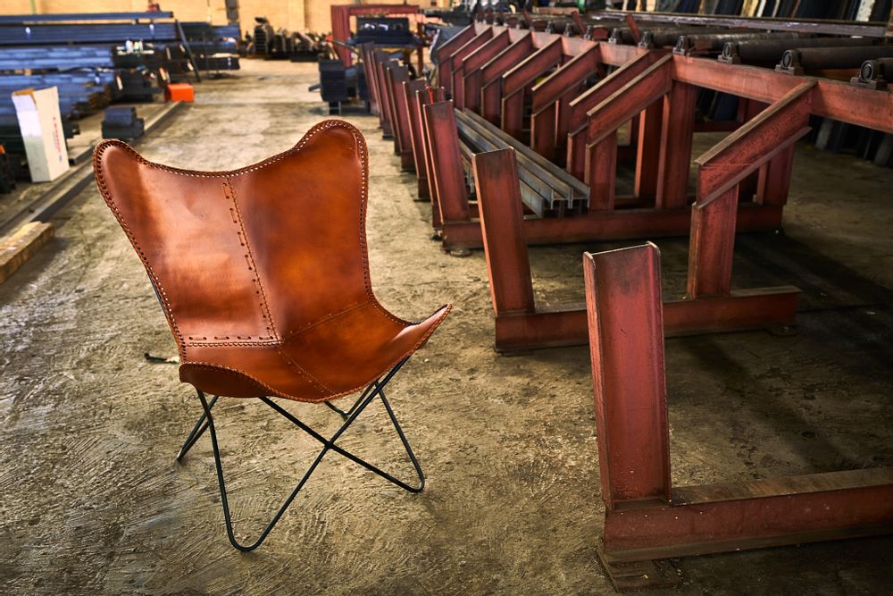 Chaises - Chaise BUTTERFLY Cuir - MISTER WILS