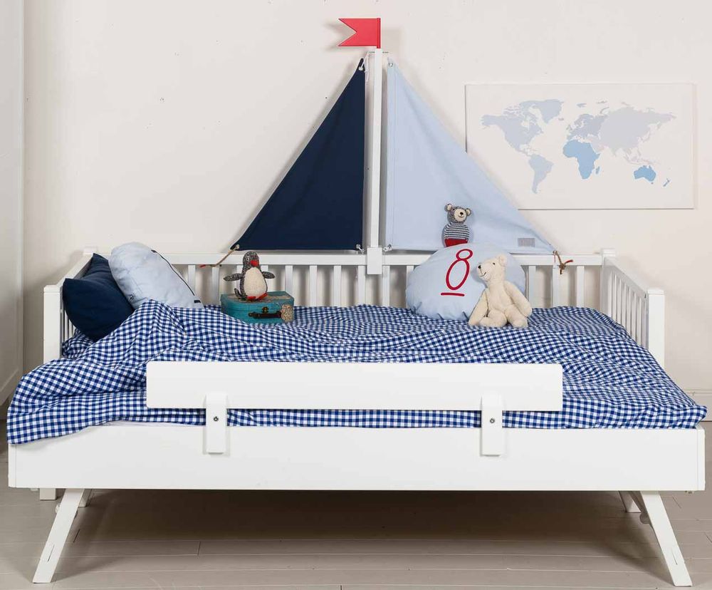 Beds - Jump-Up Bed - for sleep-overs - ISLE OF DOGS DESIGN WUPPERTAL