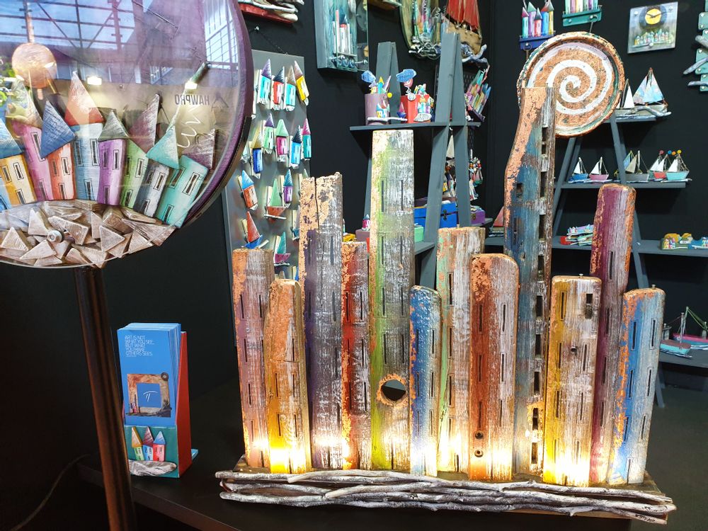 Objets design - POLITEIA | Lampe de table LED - PITEROS DIMITRIS