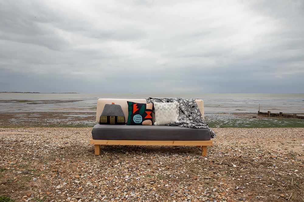Coussins - Cottage Cushion - DONNA WILSON