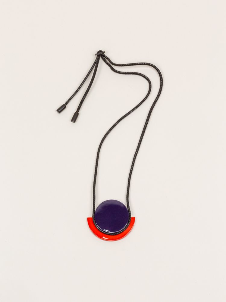 Bijoux - Horn and lacquer pendants - L INDOCHINEUR X RIVÊT