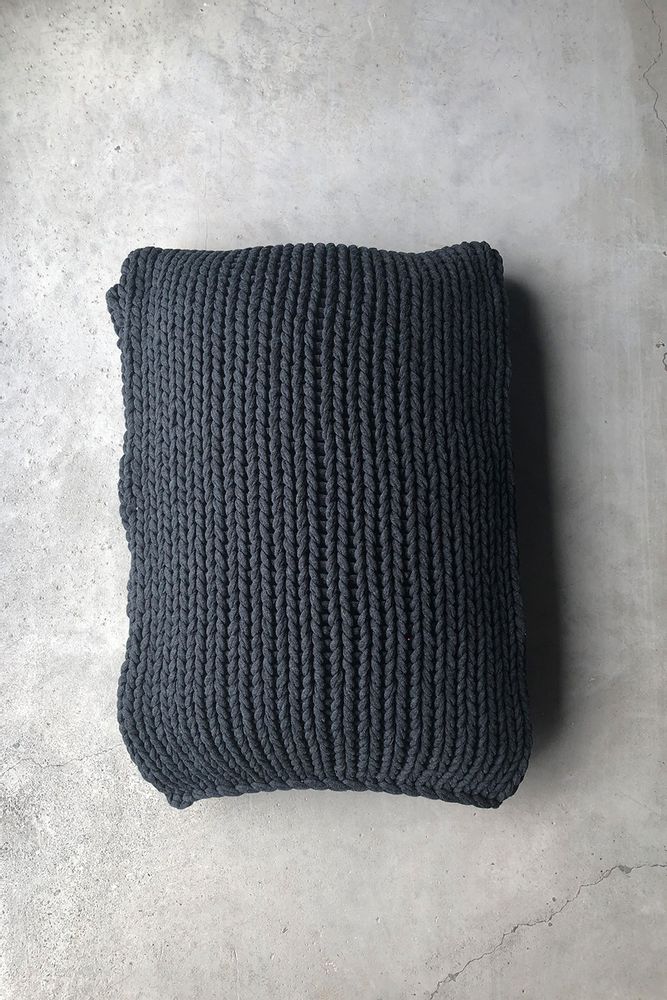 Fabric cushions - KNIT HANDMADE DECORATIVE CUSHION - MIKMAX BARCELONA
