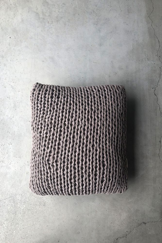 Fabric cushions - KNIT HANDMADE DECORATIVE CUSHION - MIKMAX BARCELONA