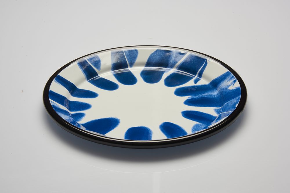Unique pieces - A Little Color Dinner+Dessert Plates - KAPKA ENAMELWARE