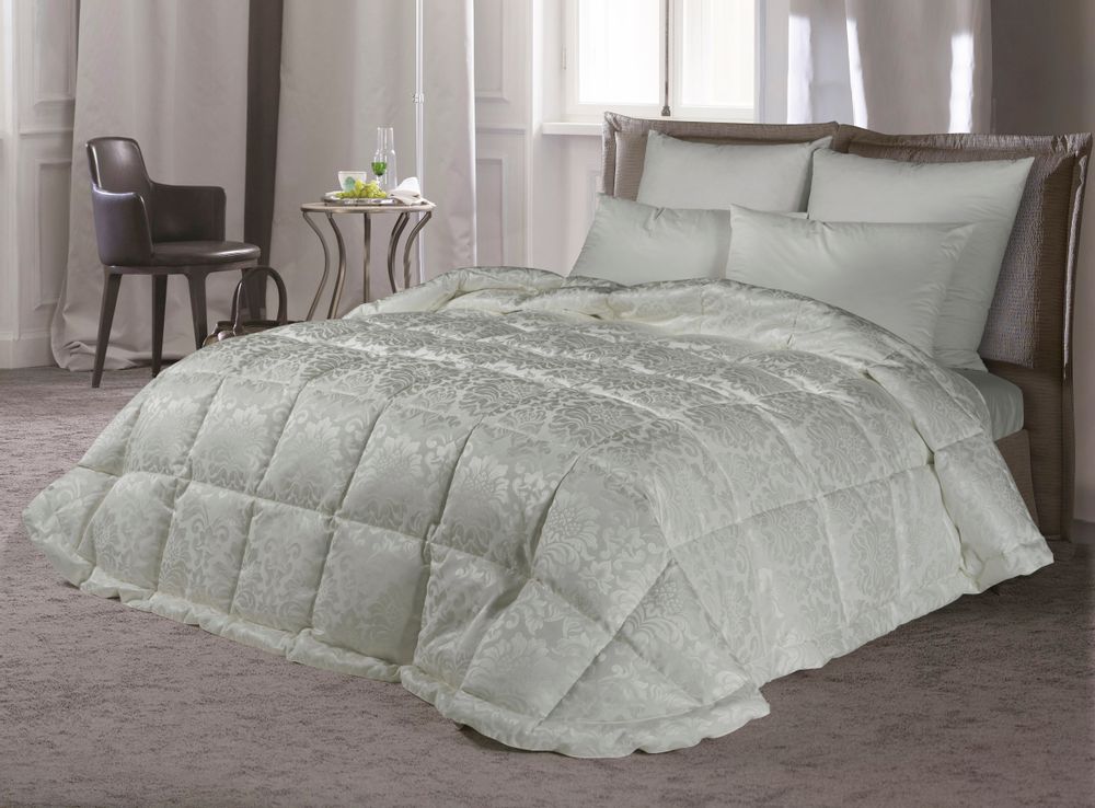 Couettes et oreillers - Collection 2020 Quilts en duvet d'oie - CINELLI PIUME E PIUMINI SRL