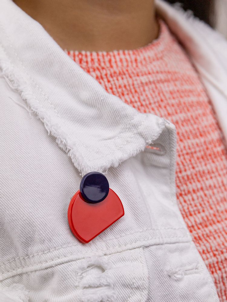 Jewelry - Lacquered pins - L INDOCHINEUR X RIVÊT