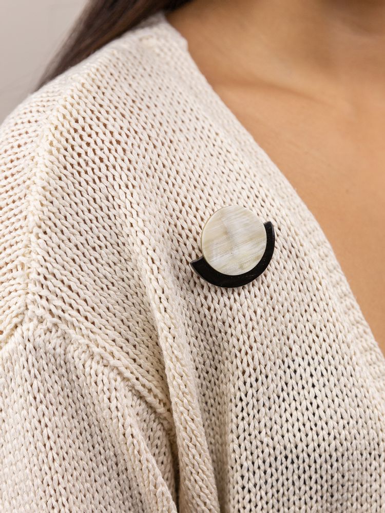 Jewelry - Lacquered pins - L INDOCHINEUR X RIVÊT