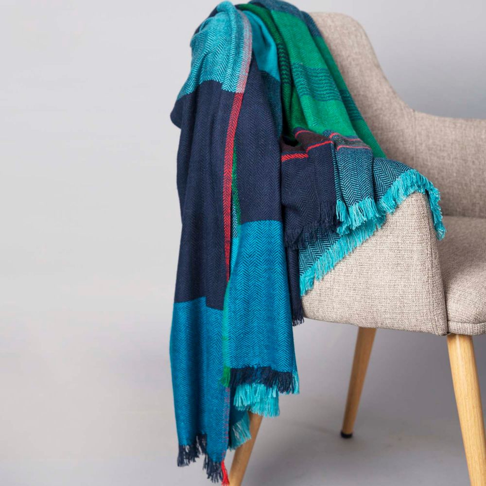Throw blankets - Donna cashmere and wool throw - SADHU HANDMADE NATURALS
