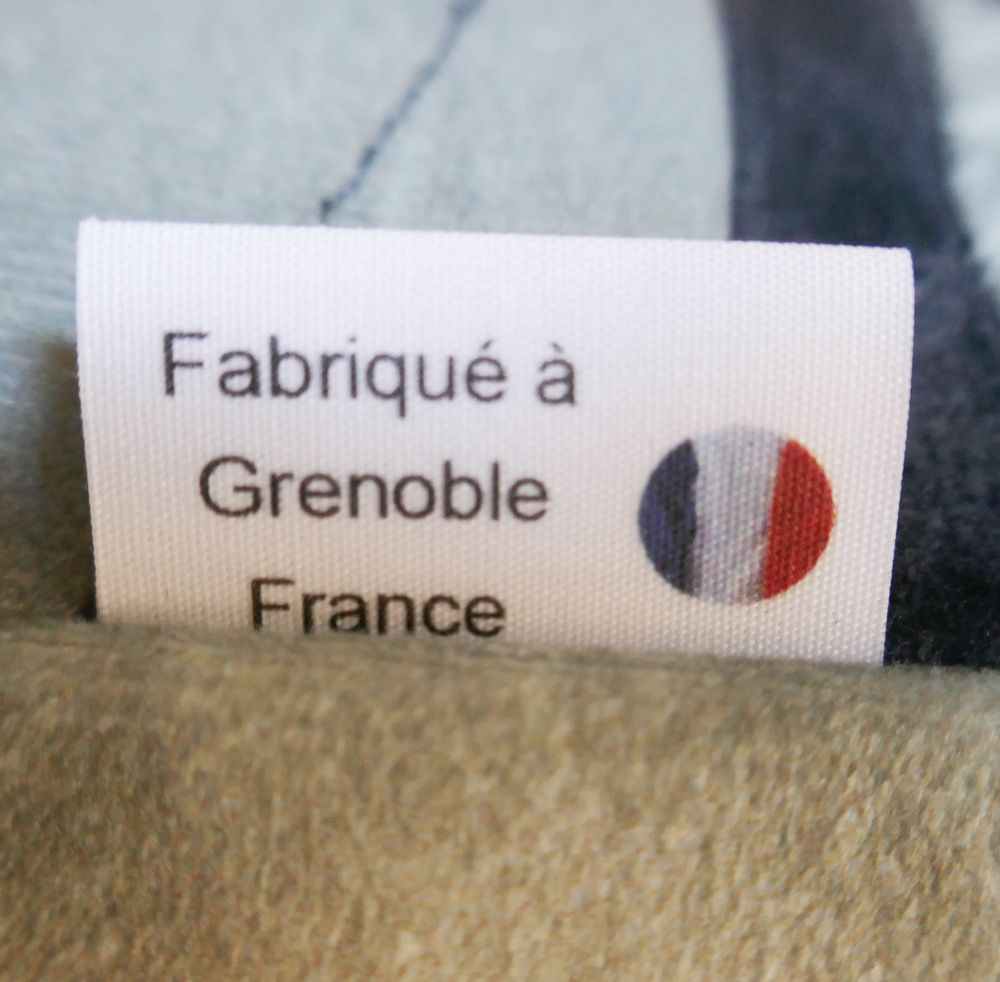 Linge de lit - Gamme de coussins  - Produit de créateur - Fabrication française - SAQERABA