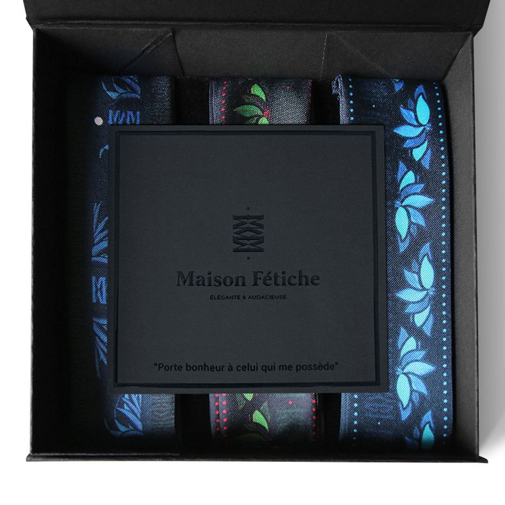 Foulards et écharpes - Coffret 3 Fétiches à nouer - Bohème : Classic Blue + Blue Flowers + Pink Flowers - MAISON FÉTICHE
