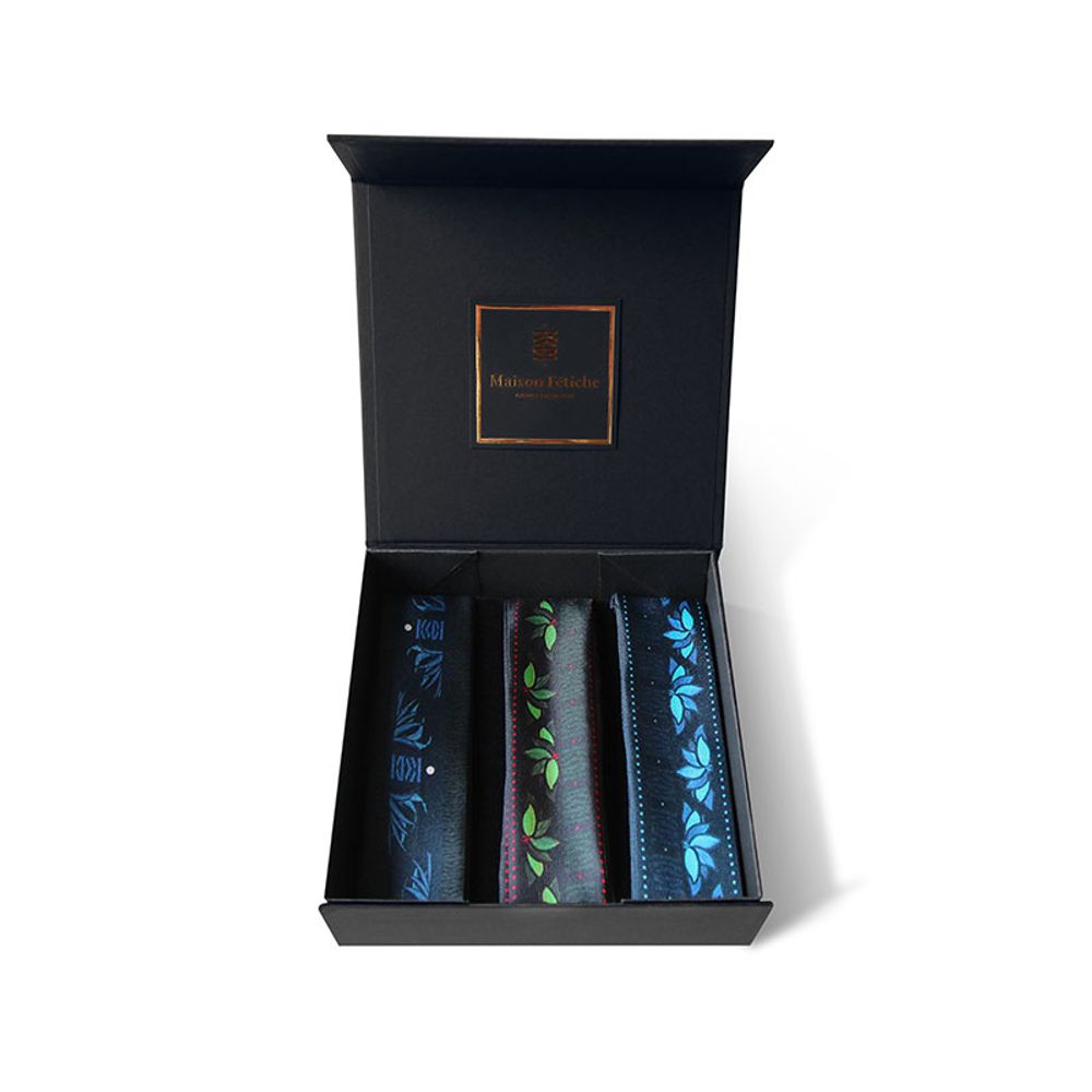 Foulards et écharpes - Coffret 3 Fétiches à nouer - Bohème : Classic Blue + Blue Flowers + Pink Flowers - MAISON FÉTICHE