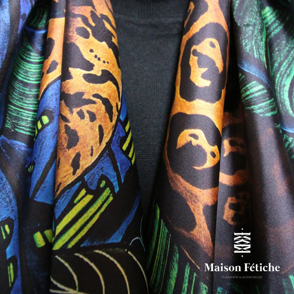 Tissus - Foulard / carré - FAUVE 90 - imprimé 100 % twill de soie - 90 x 90 cm - roulotté à la française - MAISON FÉTICHE