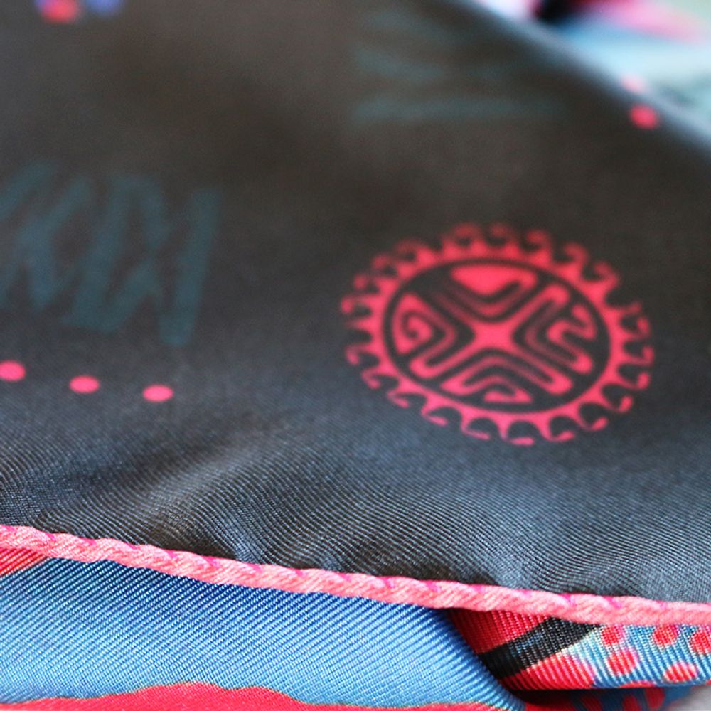 Objets de décoration - Foulard / carré de soie LA DANSE N°2 PINK 45 - imprimé 100 % twill de soie - 45 x 45 cm - roulotté à la française - Maison Fétiche - MAISON FÉTICHE