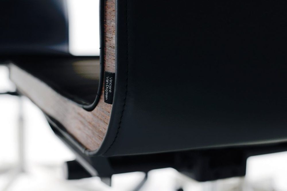 Office seating - Vincent Van Duysen Chair - BULO