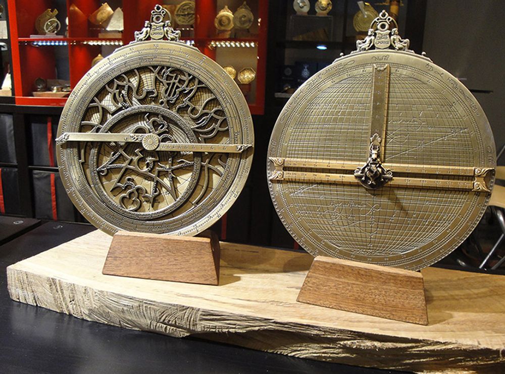 Objets de décoration - Astrolabe Universel de Rojas - HEMISFERIUM