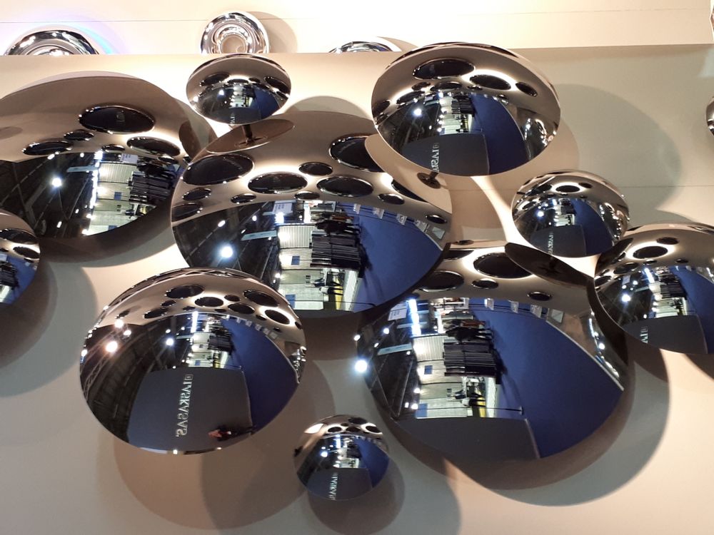 Mirrors - MIRRORS - FUORILUOGO CHROME DESIGN