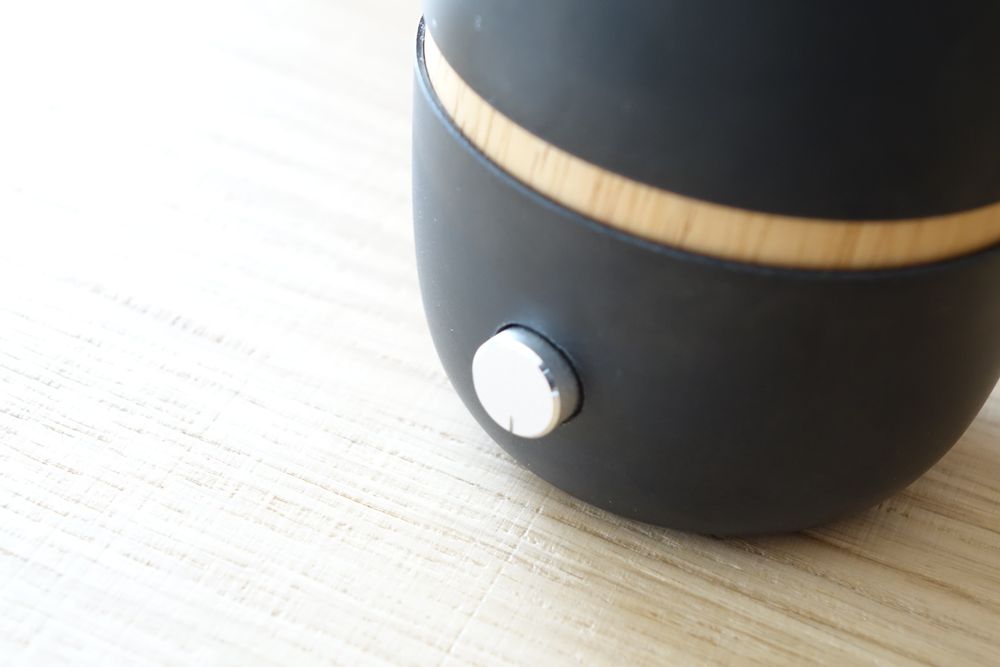 Objets design - BO BLACK : Diffuseur d'huiles essentielles par nébulisation - INNOBIZ