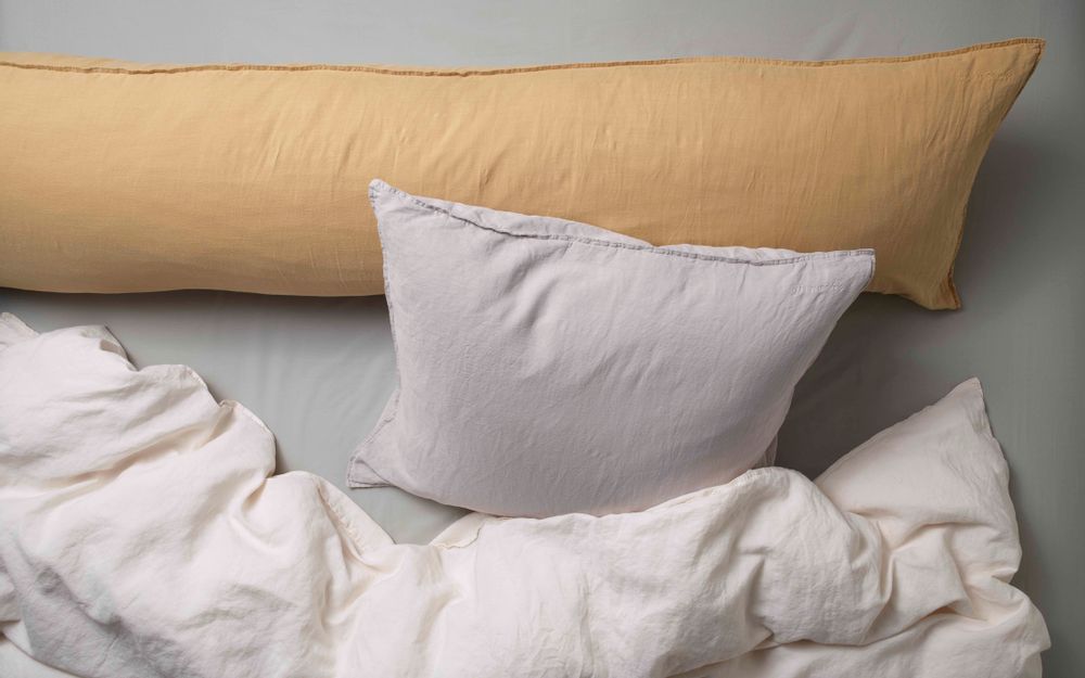 Hotel bedrooms - bedMATE pillow + washed linen pillowcase - SUITE702