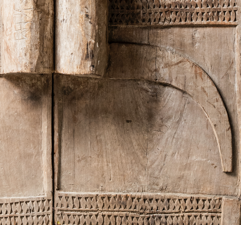 Other tables - Raw elm console from Shanxi - ATMOSPHÈRE D'AILLEURS