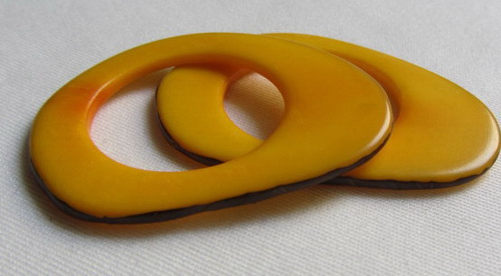 Quincaillerie d'art - Calamar plat en Tagua- ivoire végétal - TIERRATAGUA & CREATIERRA