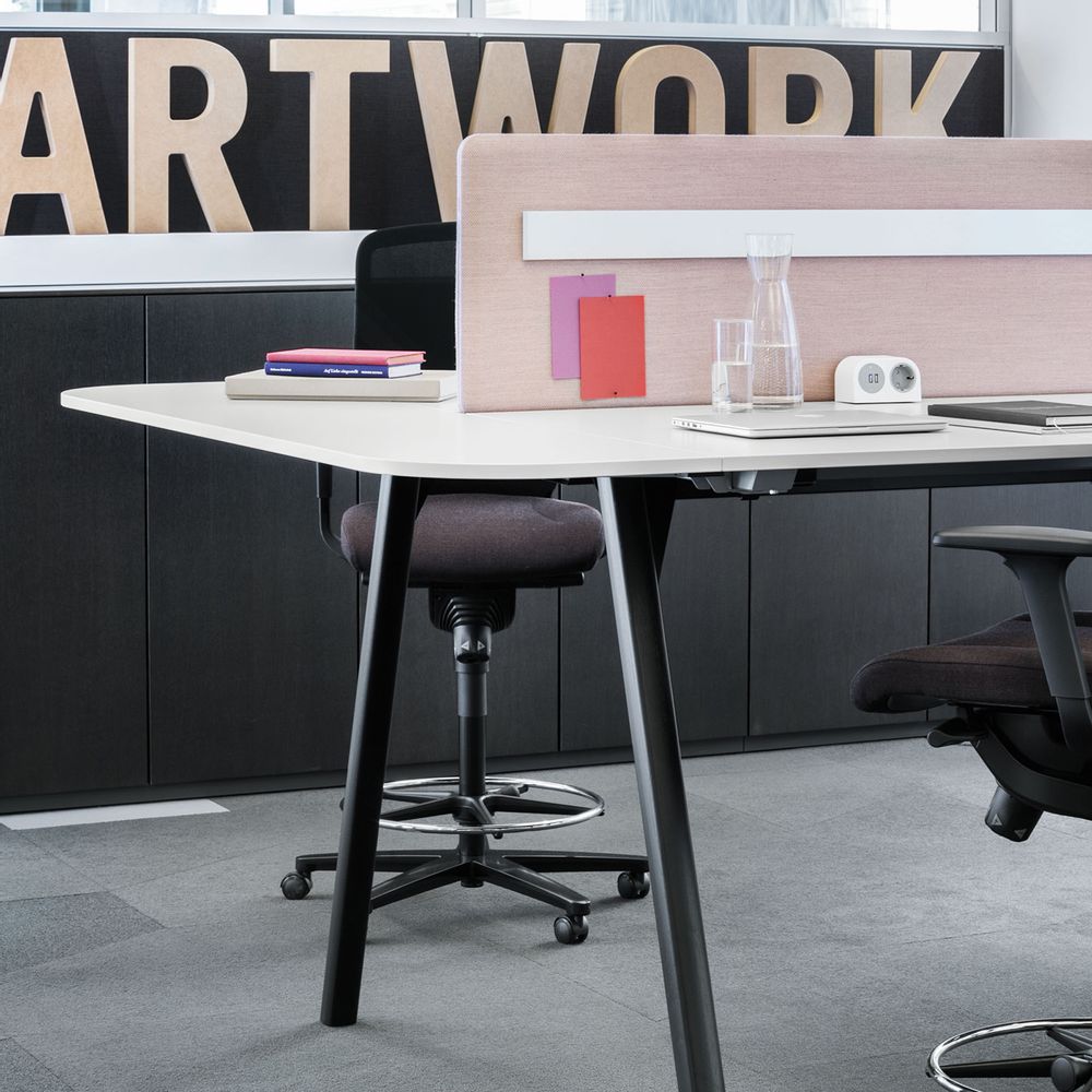 Desks - Delta by Bene Office - BENE