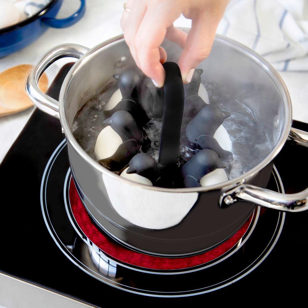 Design objects - Egguins/ Eggbears - Cooking eggs - PA DESIGN