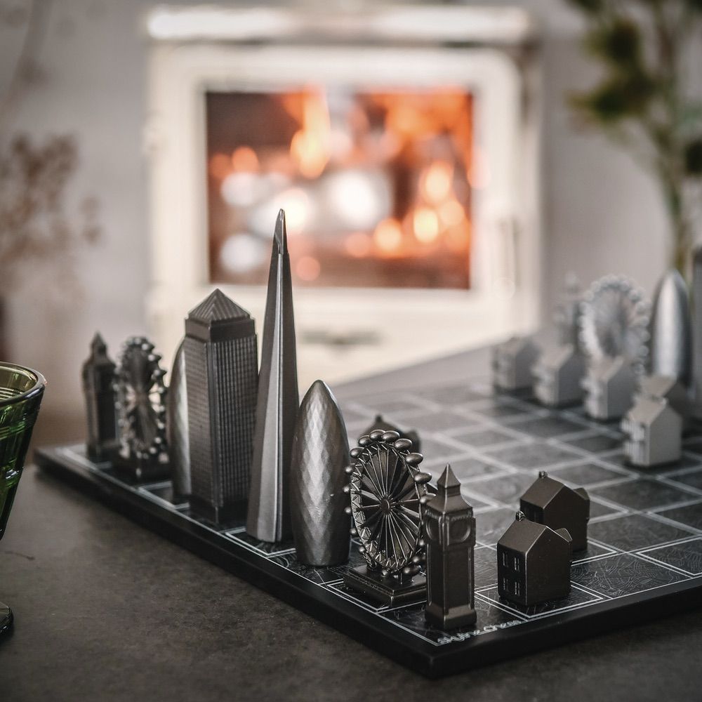 Objets design - Edition Londres en inox - SKYLINE CHESS LTD