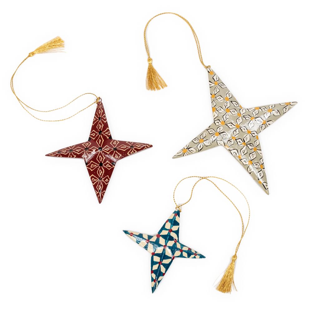 Christmas garlands and baubles - Decorative balls and stars - LE MONDE SAUVAGE BEATRICE LAVAL