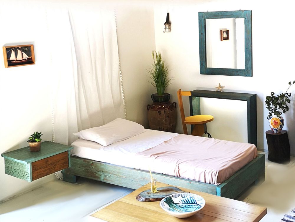Beds -  Bed Calypso Solid wooden - LIVING MEDITERANEO