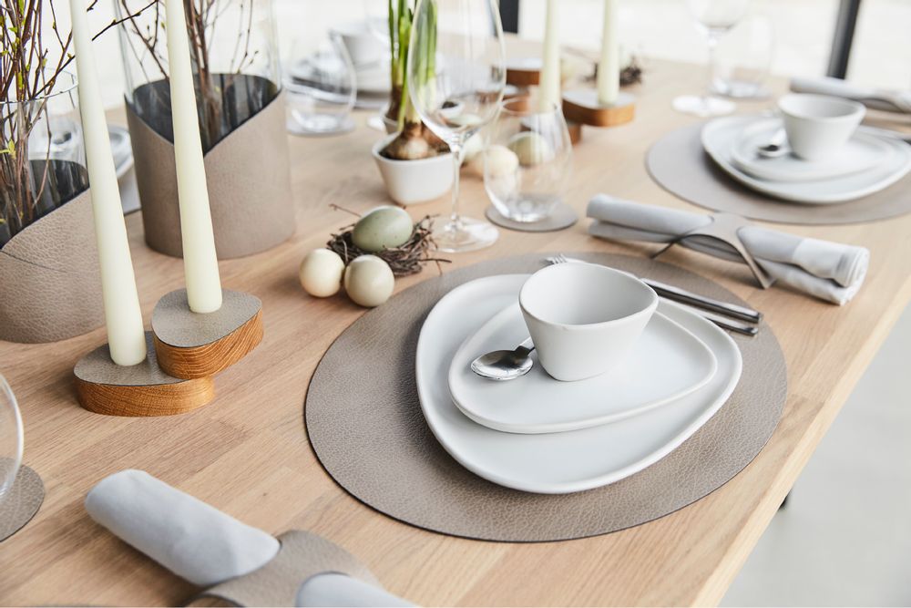 Table mat - TABLE MAT, OVAL - LIND DNA