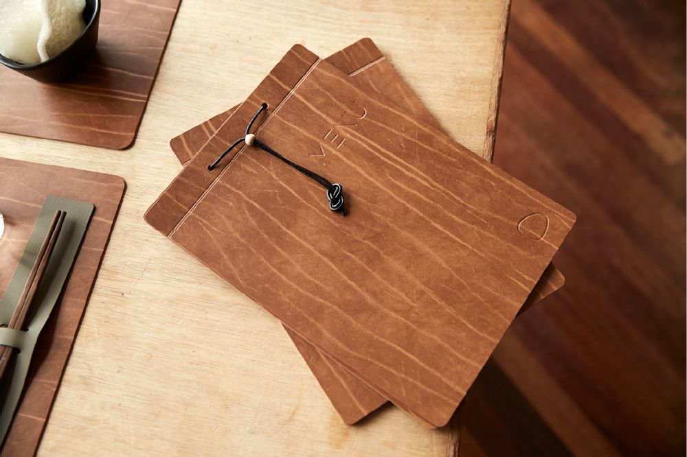 Services - MENU & WINE CARDS - LIND DNA