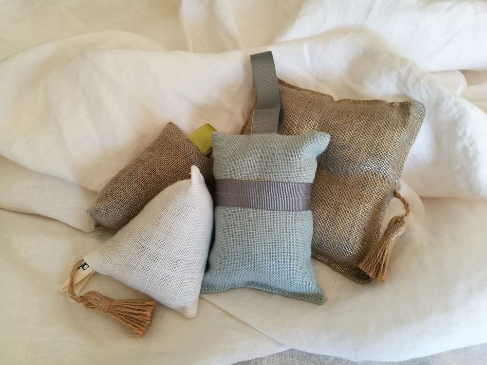 Coussins textile - Sachets parfumés / diffuseurs de parfums - GAULT PARFUMS