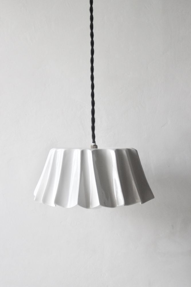 Suspensions - Baladeuse en porcelaine  - EPURE