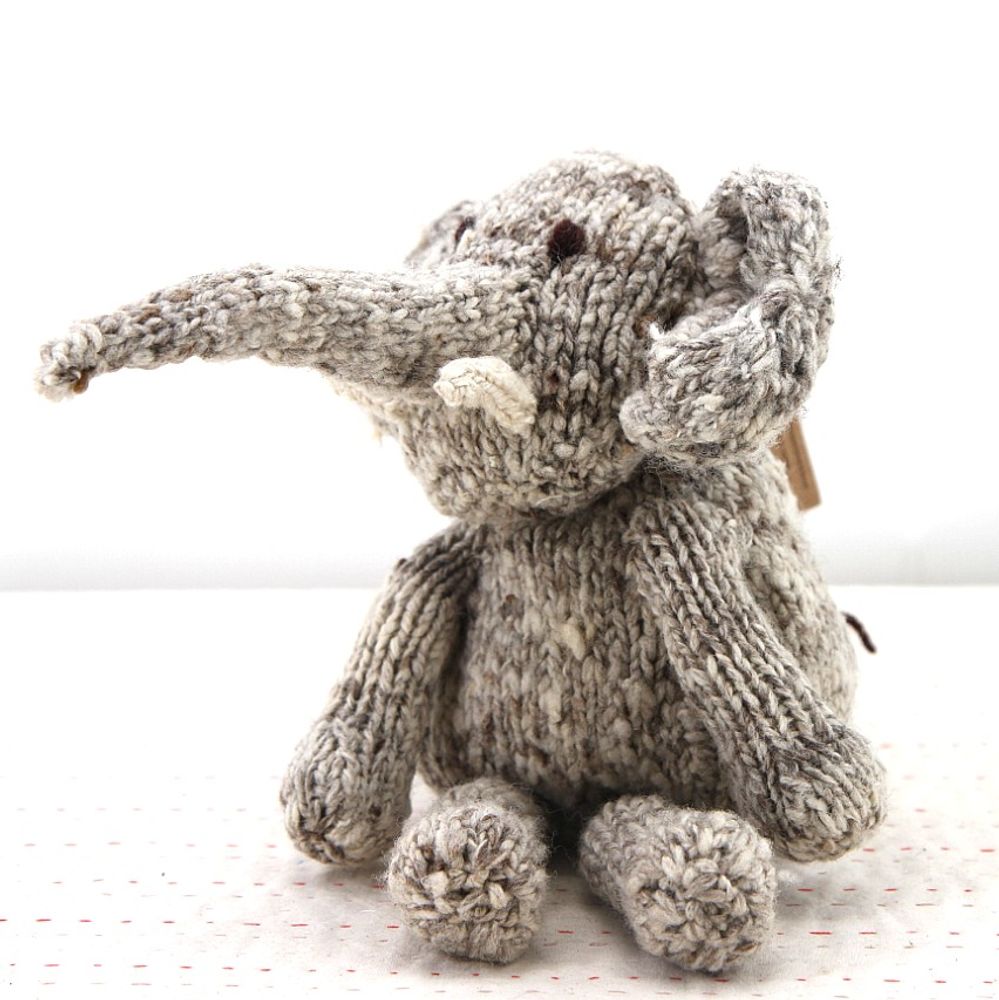Peluches - éléphant - peluche durable , faite main issues du commerce équitable - KENANA KNITTERS