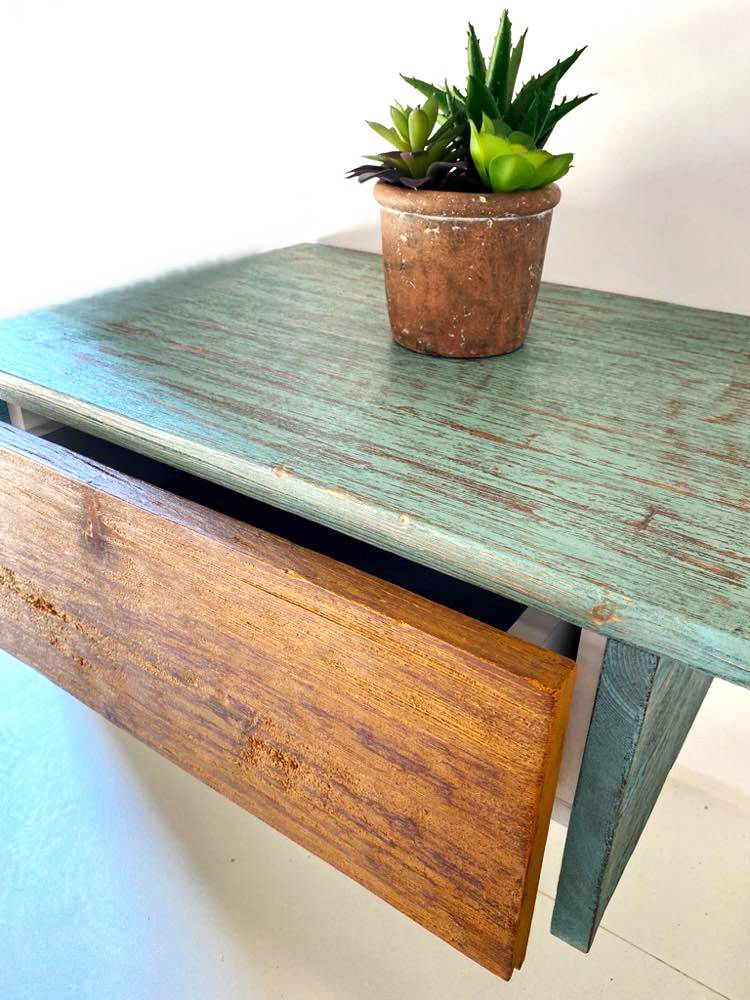 Objets design - Table de nuit en bois massif - LIVING MEDITERANEO
