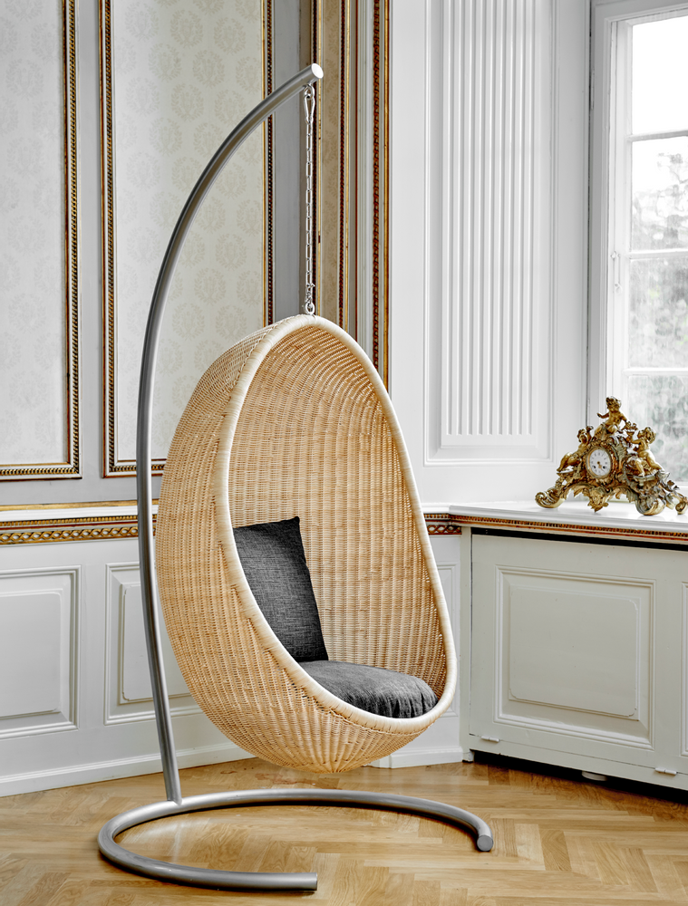 Chairs for hospitalities & contracts - Hanging Egg Chair  - SIKA-DESIGN DENMARK