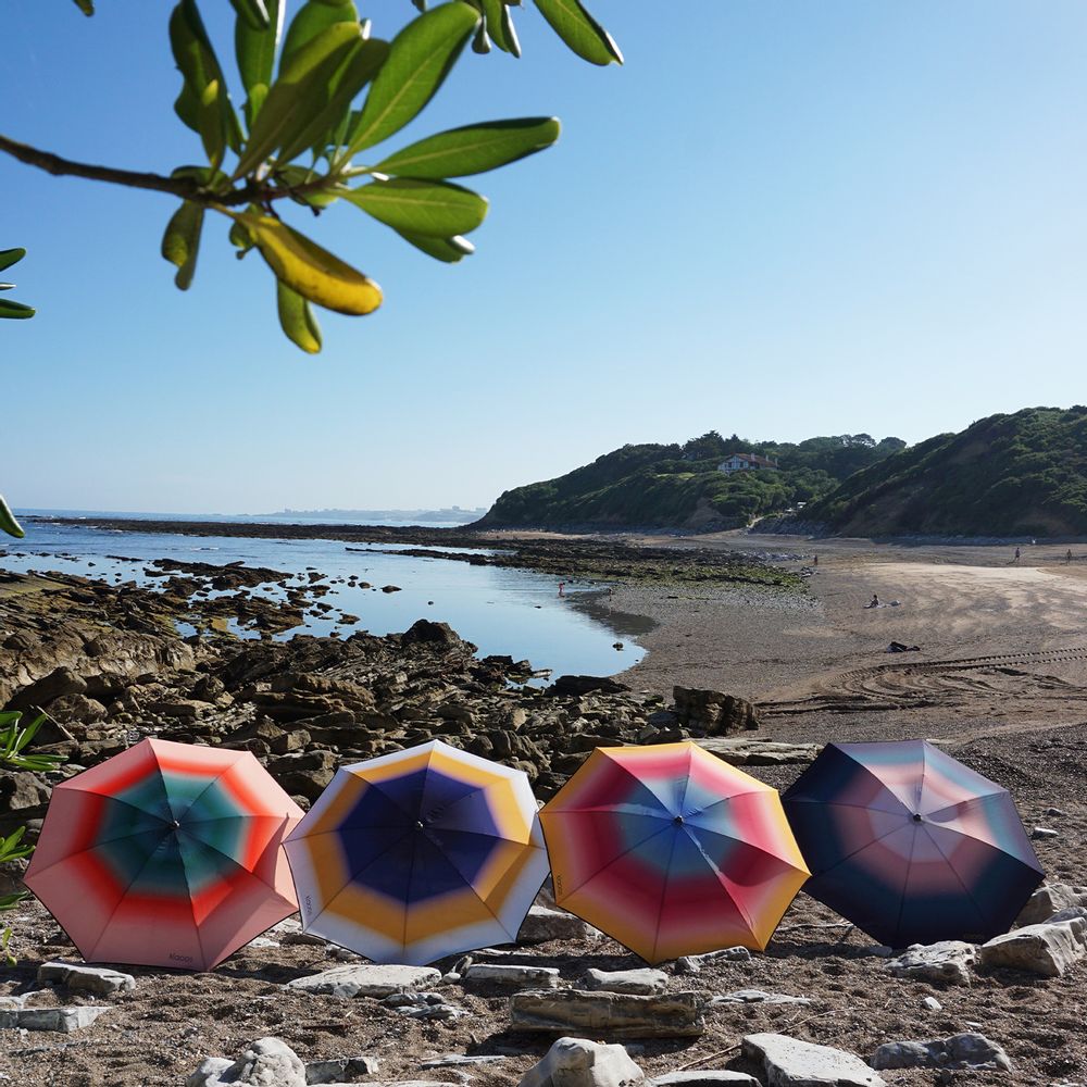 Design objects - Beach Parasol - Powder Pink Psyche - Klaoos - KLAOOS